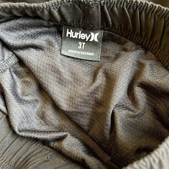 Hurley 3T boys swim trunks in black - Picture 5 of 6